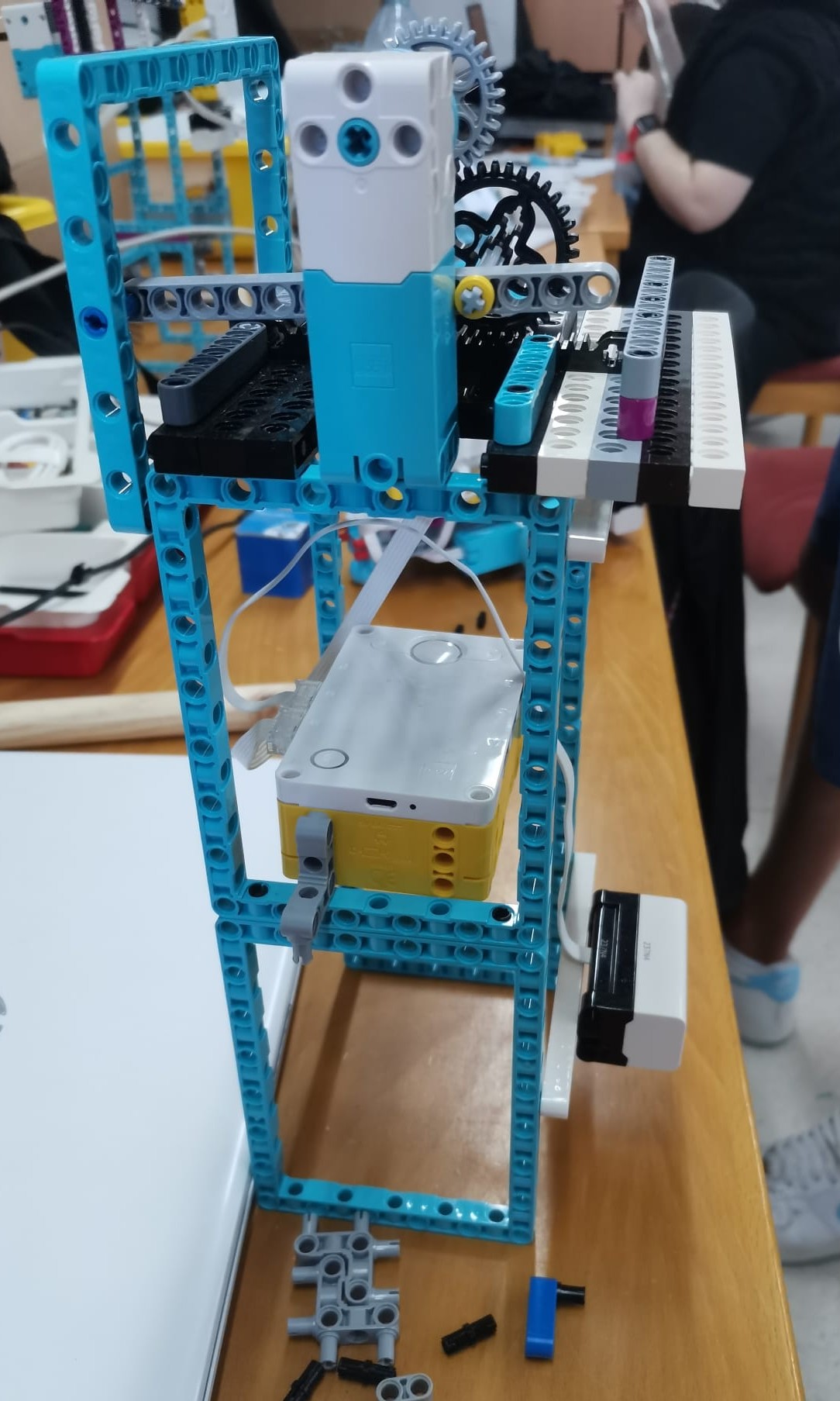 prototipo vertical Spike Prime